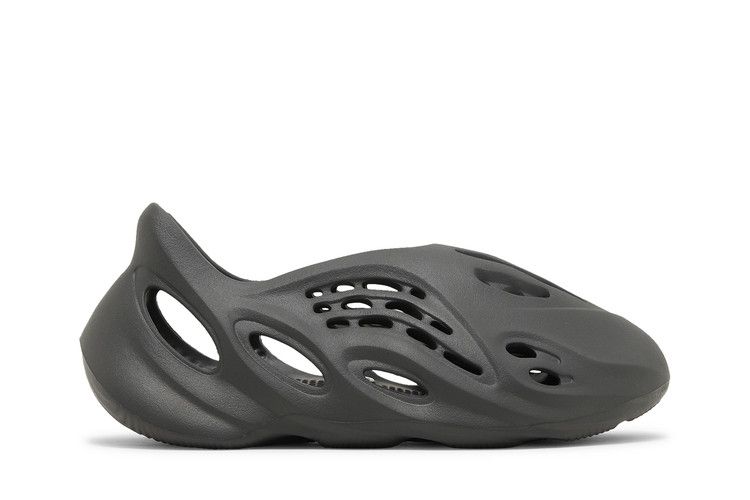 Yeezy Foam Runner Carbon