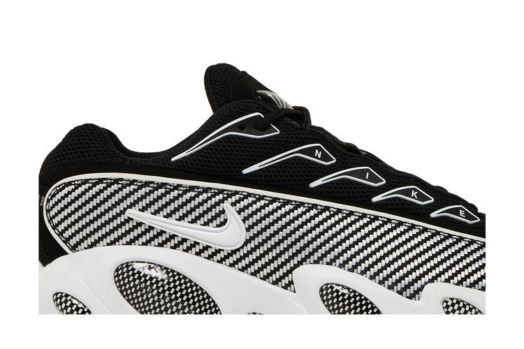 Nocta Glide Black White