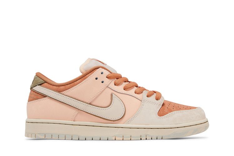 Dunk Low SB Trocadéro Gardens
