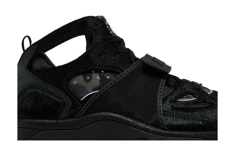 Corteiz x Air Trainer Huarache Onyx