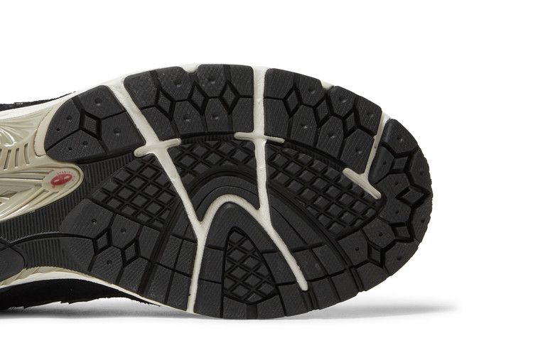 2002R Protection Pack - Black Grey