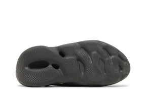 Yeezy Foam Runner Carbon