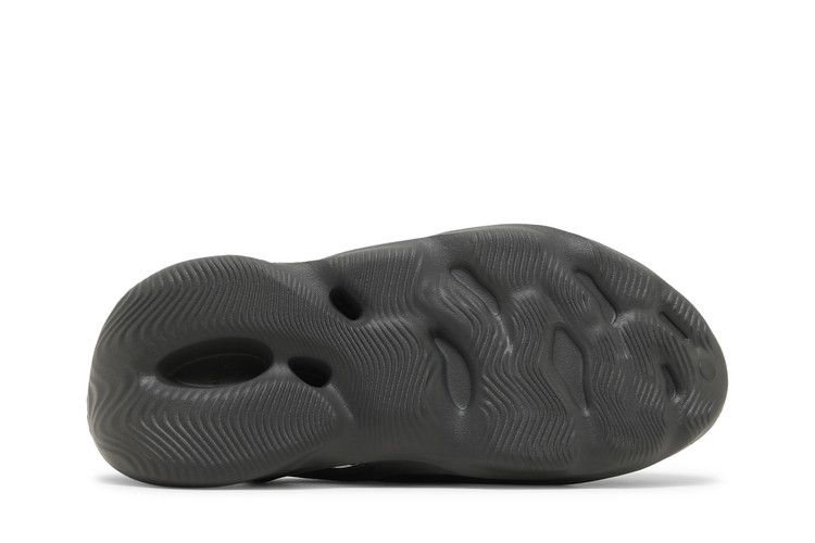 Yeezy Foam Runner Carbon