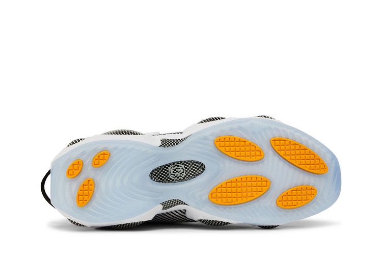 Nocta Glide Black White