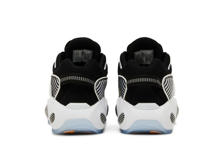 Nocta Glide Black White