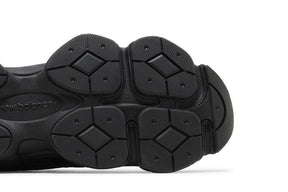 9060 Triple Black Suede