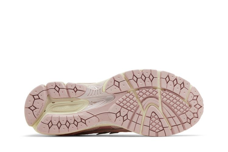 1906U Lunar New Year - Shell Pink