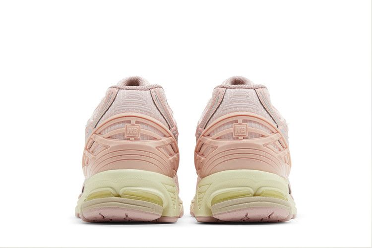 1906U Lunar New Year - Shell Pink
