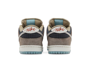 Dunk Low SB Big Money Savings