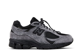 JJJJound 2002R GORE TEX Charcoal