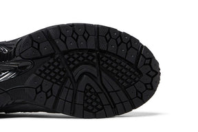JJJJound 2002R GORE TEX Charcoal