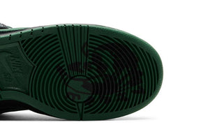 There Skateboards x Dunk Low SB
