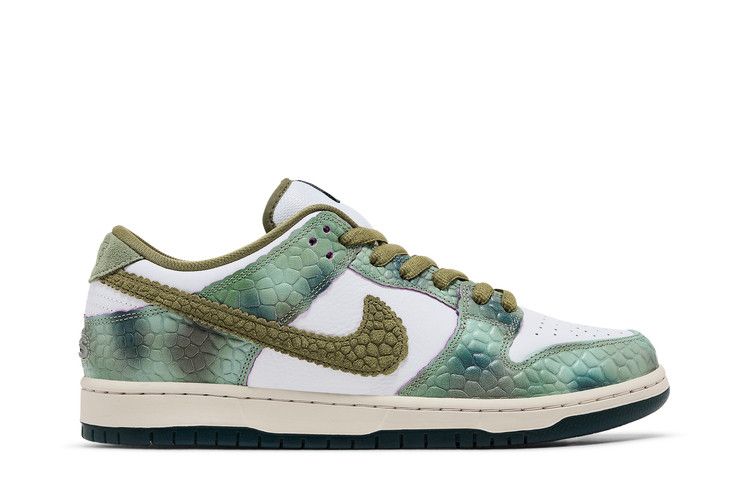 Alexis Sablone x Dunk Low SB Chameleon