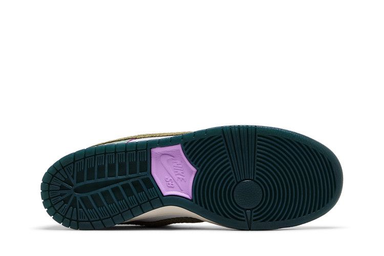 Alexis Sablone x Dunk Low SB Chameleon