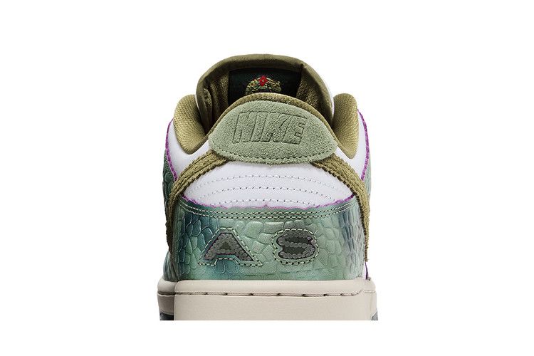 Alexis Sablone x Dunk Low SB Chameleon