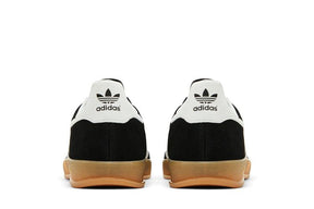Gazelle Indoor Black White Gum