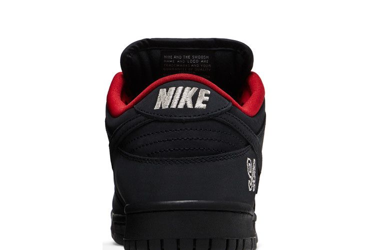 Supreme x Dunk Low SB Black