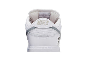 Supreme x Dunk Low SB White Metallic Silver