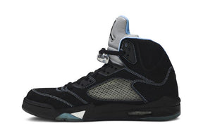 Air Jordan 5 Retro “Black Carolina”