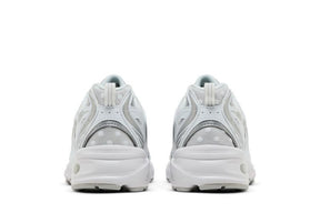 530 White Silver Metallic Polka Dots