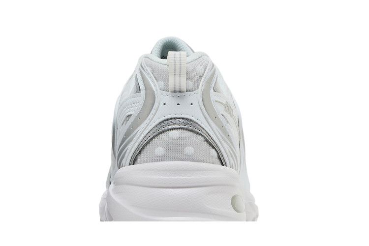 530 White Silver Metallic Polka Dots
