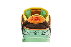 Dunk Low SB Rodeo