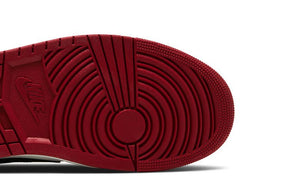 Air Jordan 1 Retro Low OG Chicago (2025)