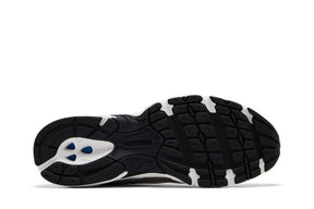 740v2 White Silver Metallic Black