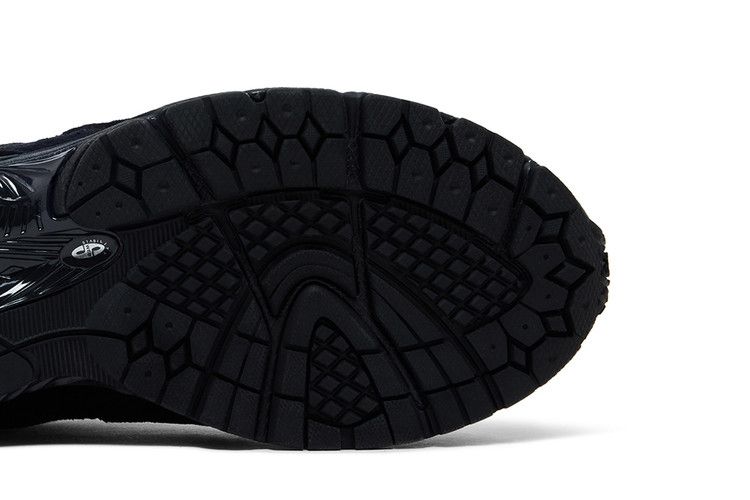 2002R Protection Pack Black