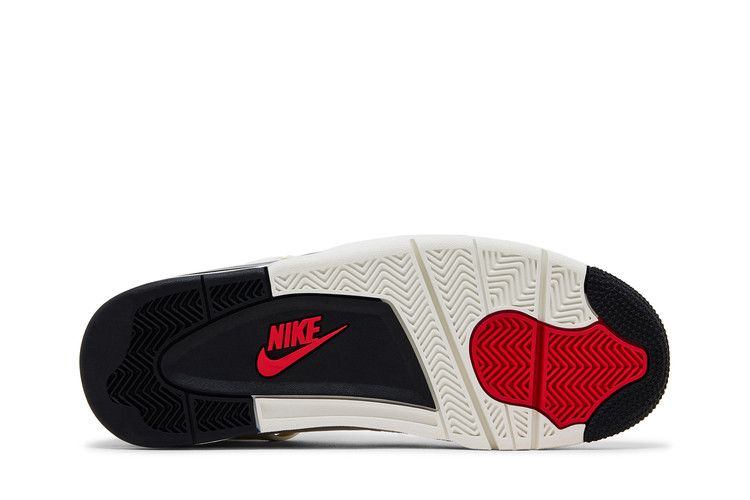 Air Jordan 4 Retro Flight Club