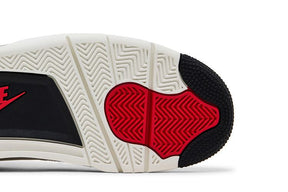 Air Jordan 4 Retro Flight Club