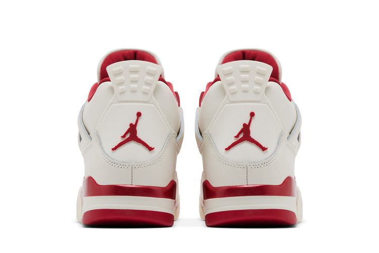 Air Jordan 4 Retro Valentine's Day