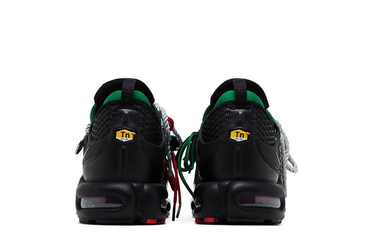 Homecoming x Air Max Plus Black