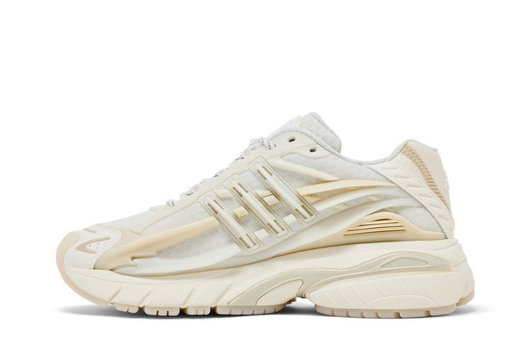 Pharrell Williams x Adidas Adistar Jellyfish “Triple White”
