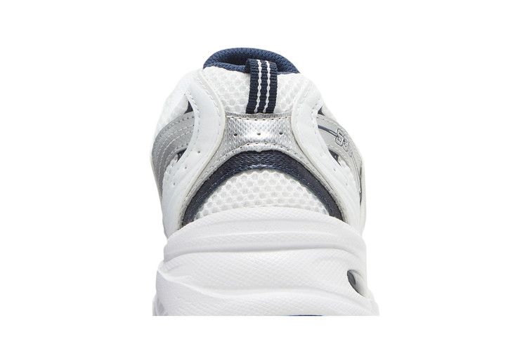 New Balance 530 White Silver Navy